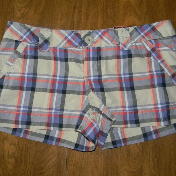 So 7 Shorts Purple, Pink Multi Color Plaid Shorts - Picture 1 of 2